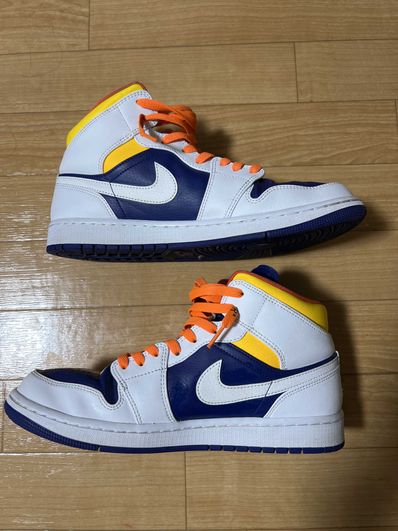 NIKE AIR JORDAN 1 MID "WHITE/NAVY/YELLOW"