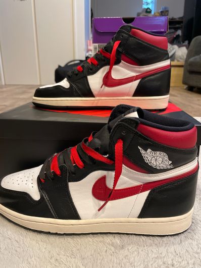 Nike Air Jordan 1 Retro High "Black/White/Sail/Gym Red"