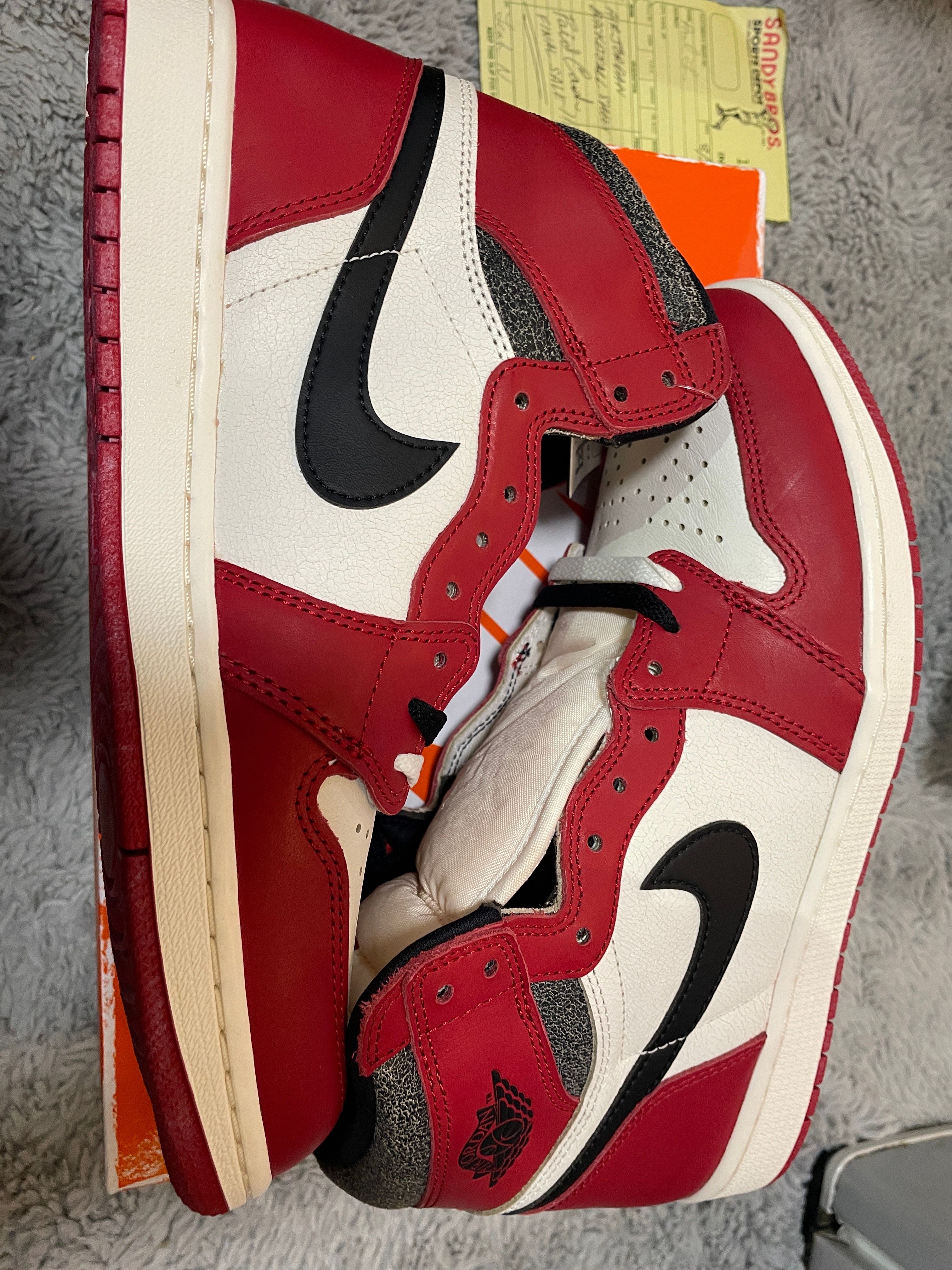Nike Air Jordan 1 High OG "Lost & Found/Chicago"