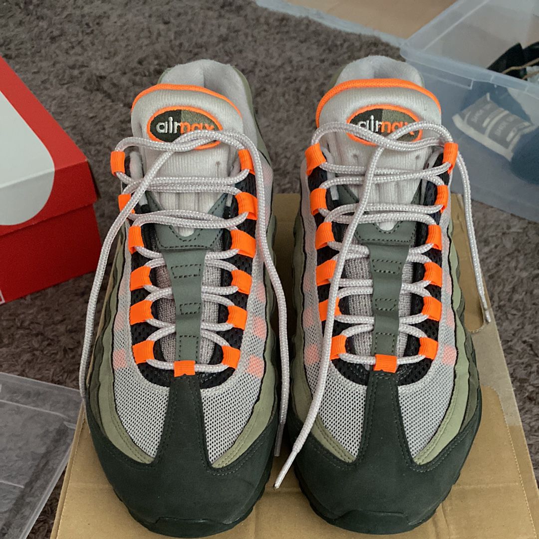 Nike Air Max 95 "String/Total Orange"