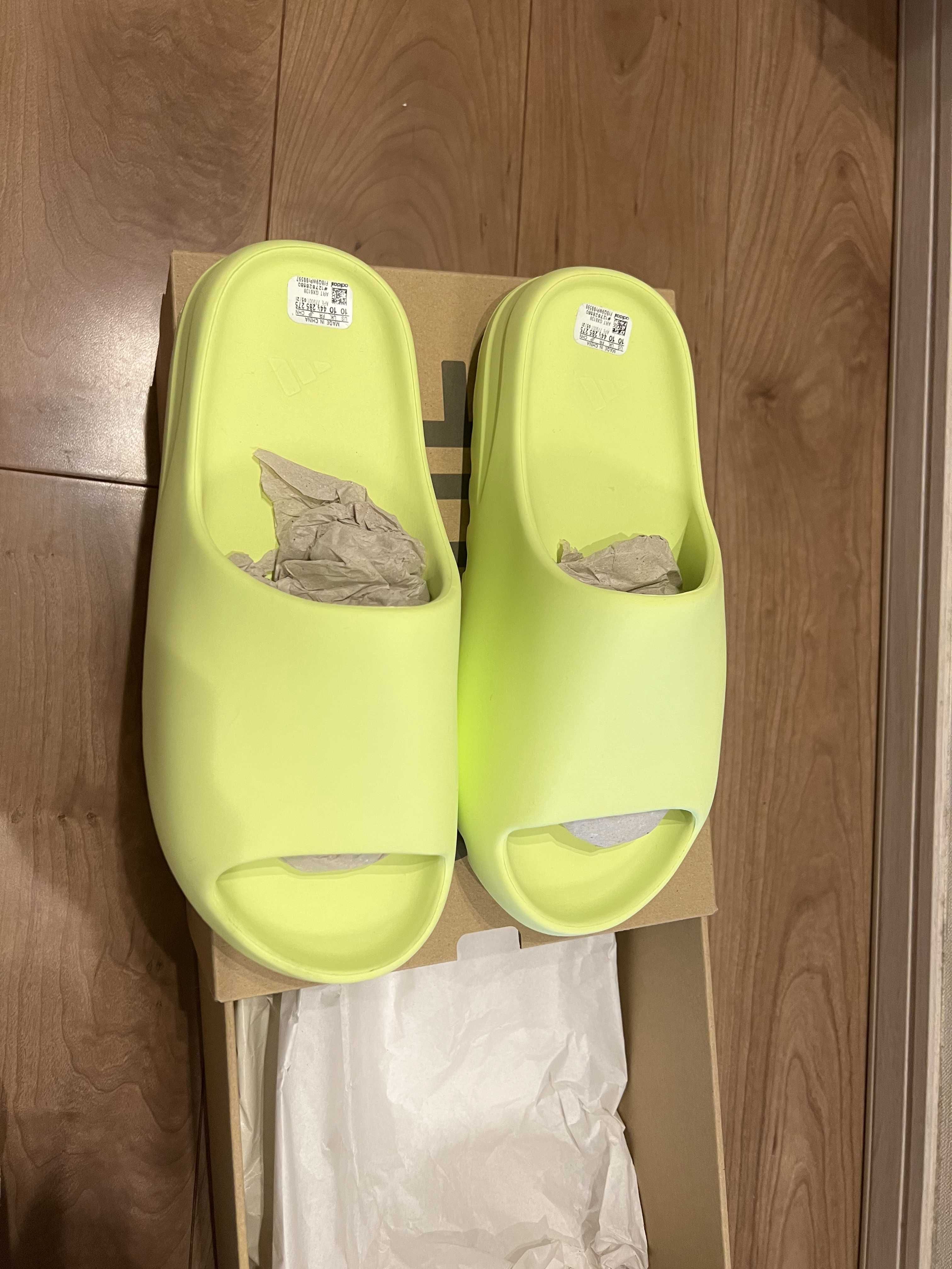 adidas YEEZY Slide "Glow Green"