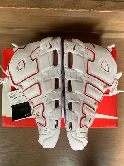 NIKE AIR MORE UPTEMPO "WHITE/VARSITY RED" (2021)