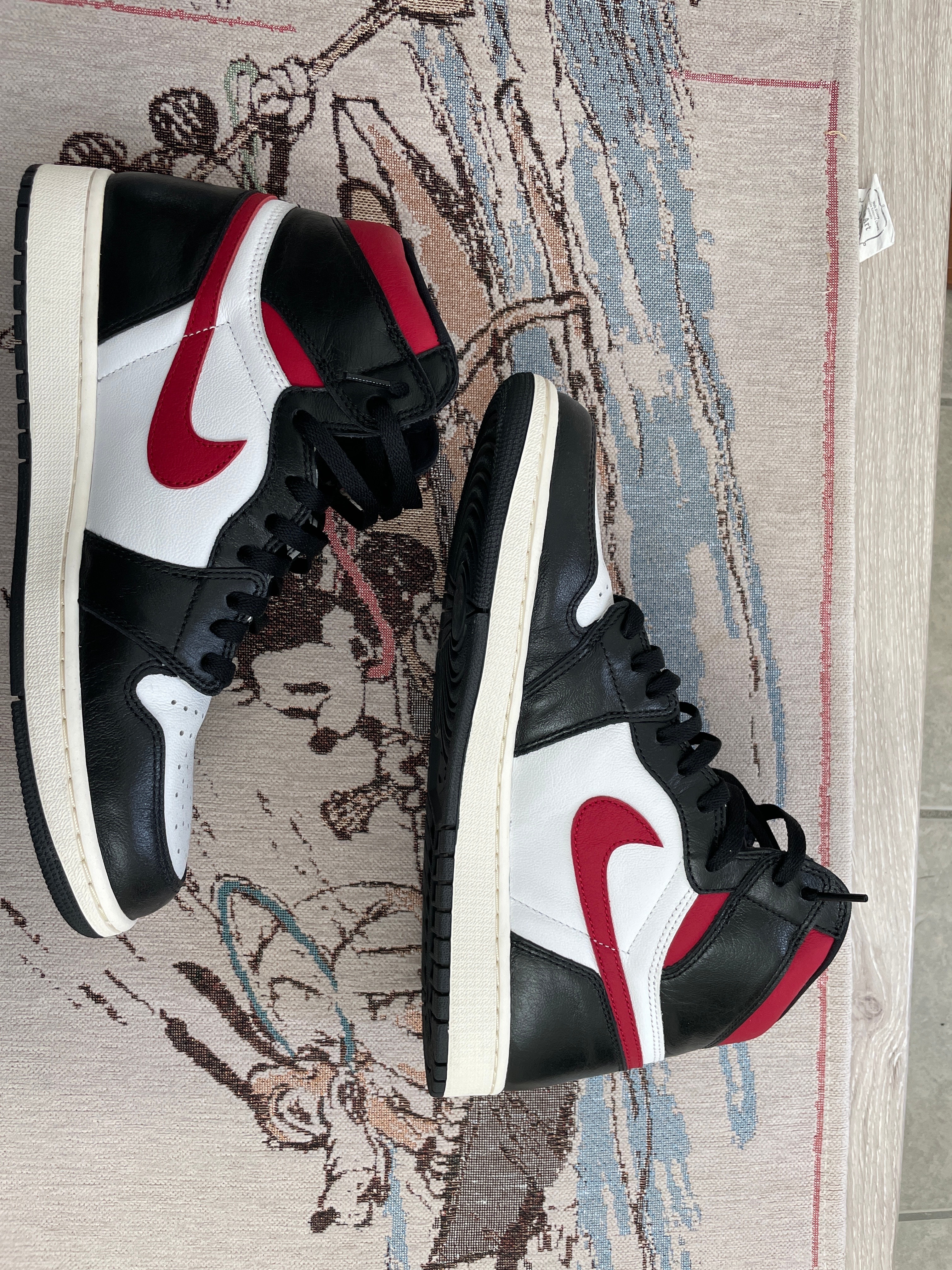 Nike Air Jordan 1 Retro High "Black/White/Sail/Gym Red"    