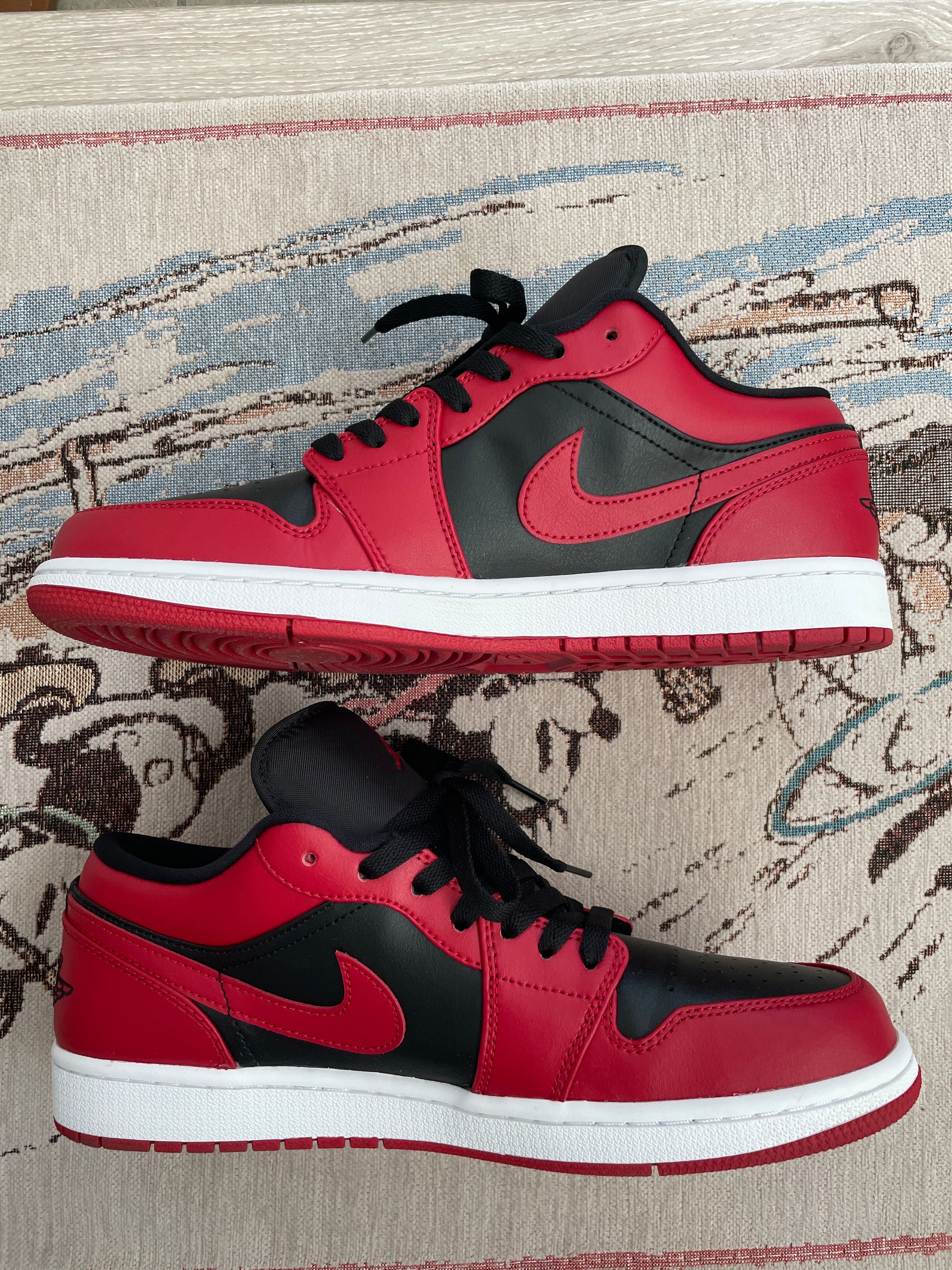 Nike Air Jordan 1 Low "Varsity Red"   