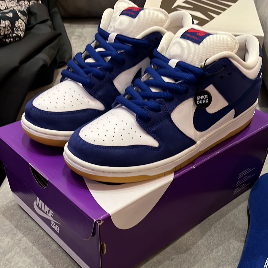 Nike SB Dunk Low "Los Angeles Dodgers/Deep Royal Blue"