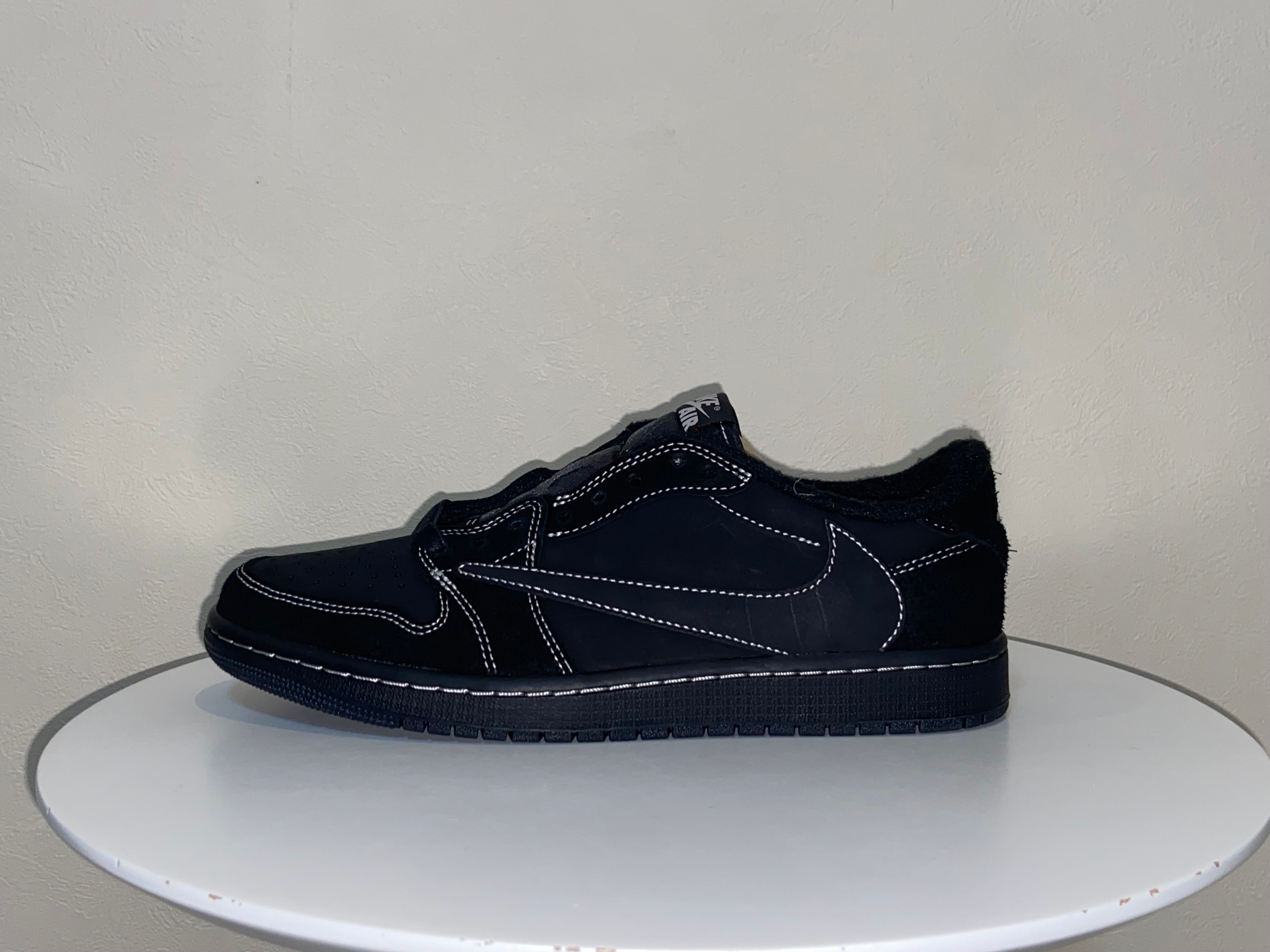 Travis Scott × Nike Air Jordan 1 Low OG SP "Black Phantom"