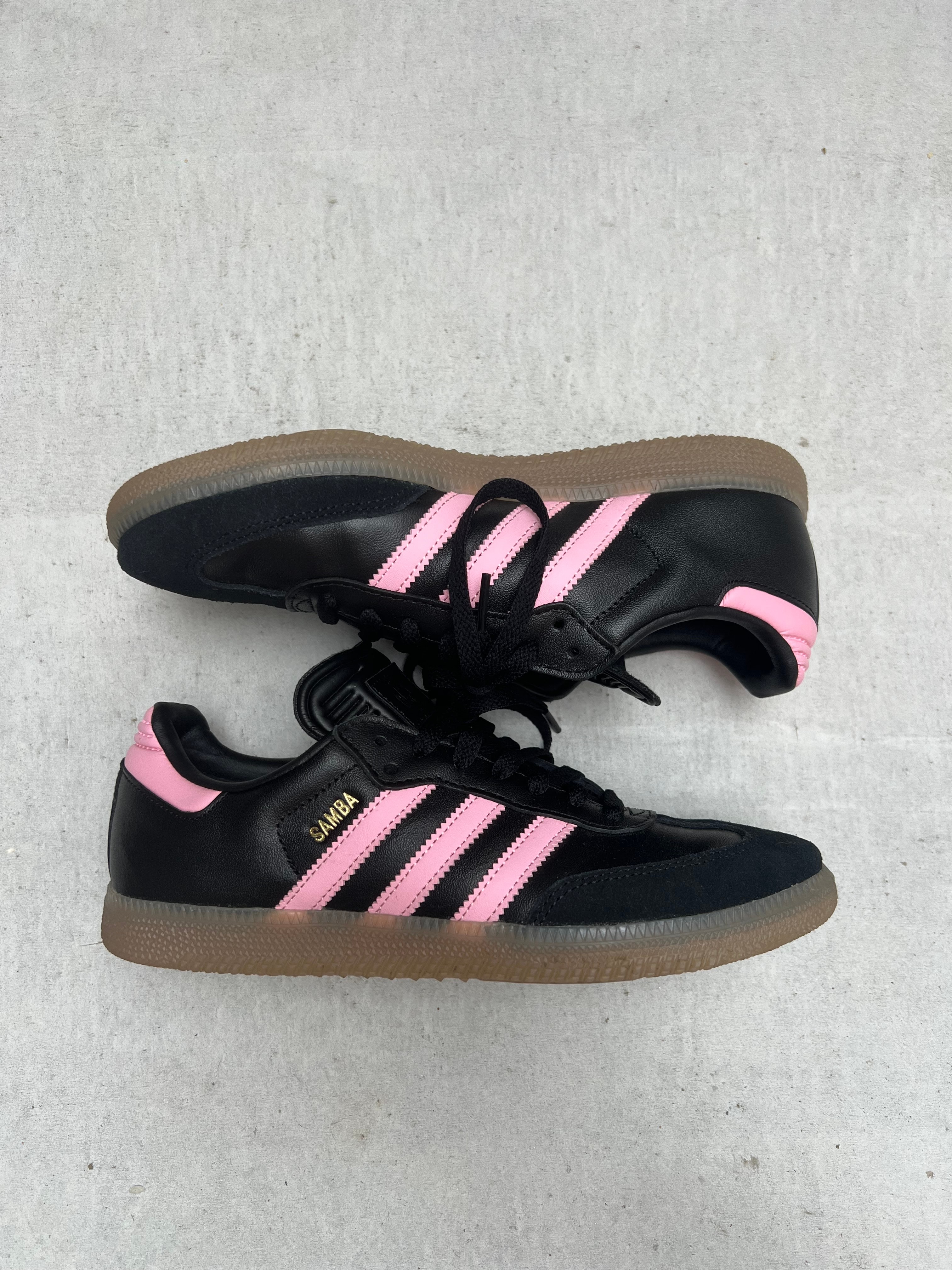 Inter Miami CF × adidas Samba "Core Black/Light Pink/Gum"