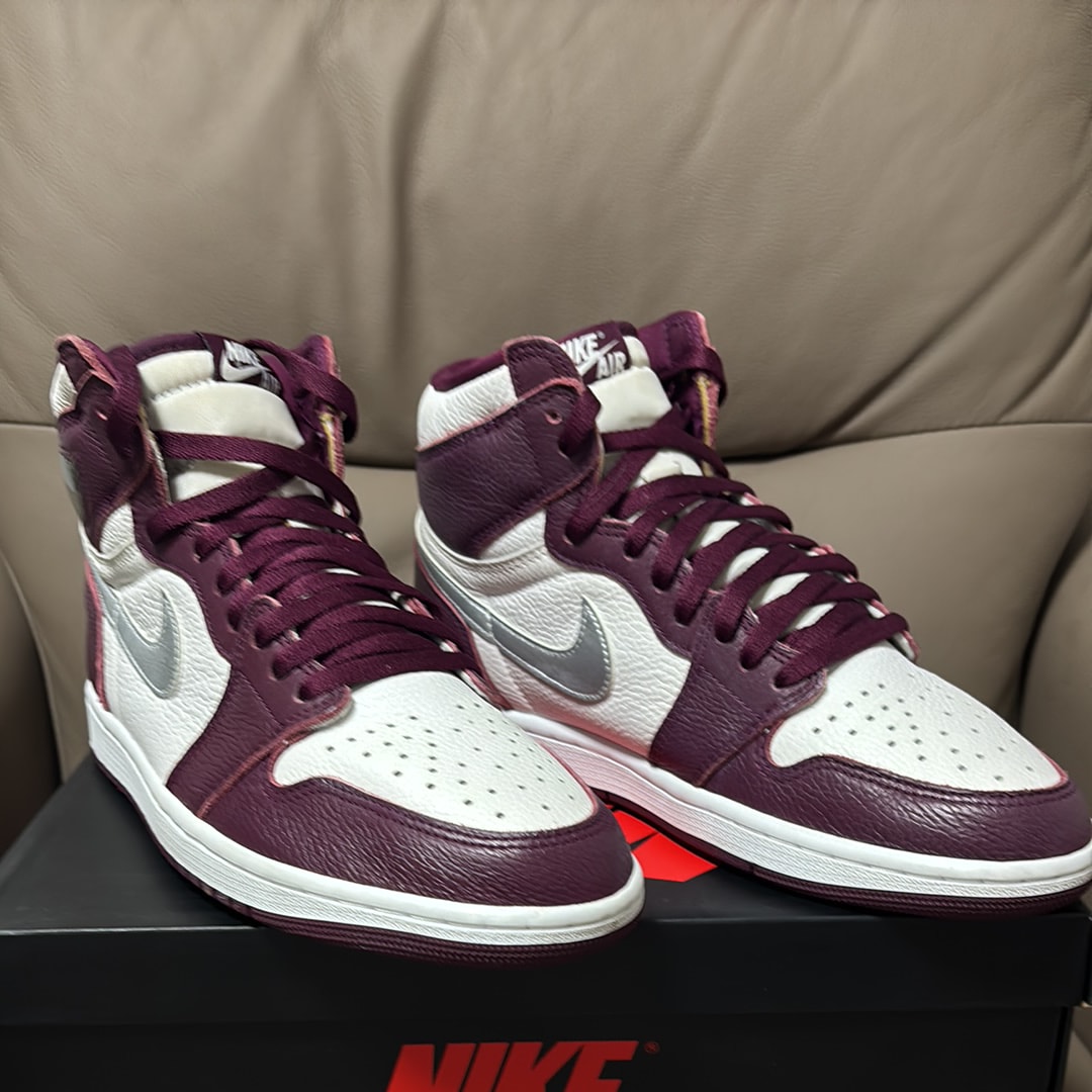 AIRJORDAN1 エアジョーダン1 NIKE ナイキ 28.5 美品 28.5cm NIKE AIR JORDAN 1 HIGH 85 BRED 2025 スニーカー レッド