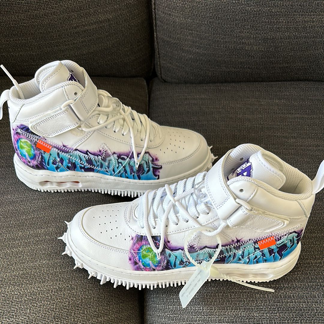 Off-White × Nike Air Force 1 Mid "Graffiti"
