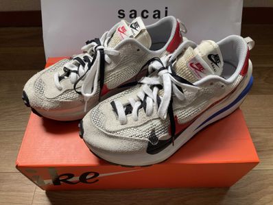 sacai × Nike Vapor Waffle "Royal Fuchsia"