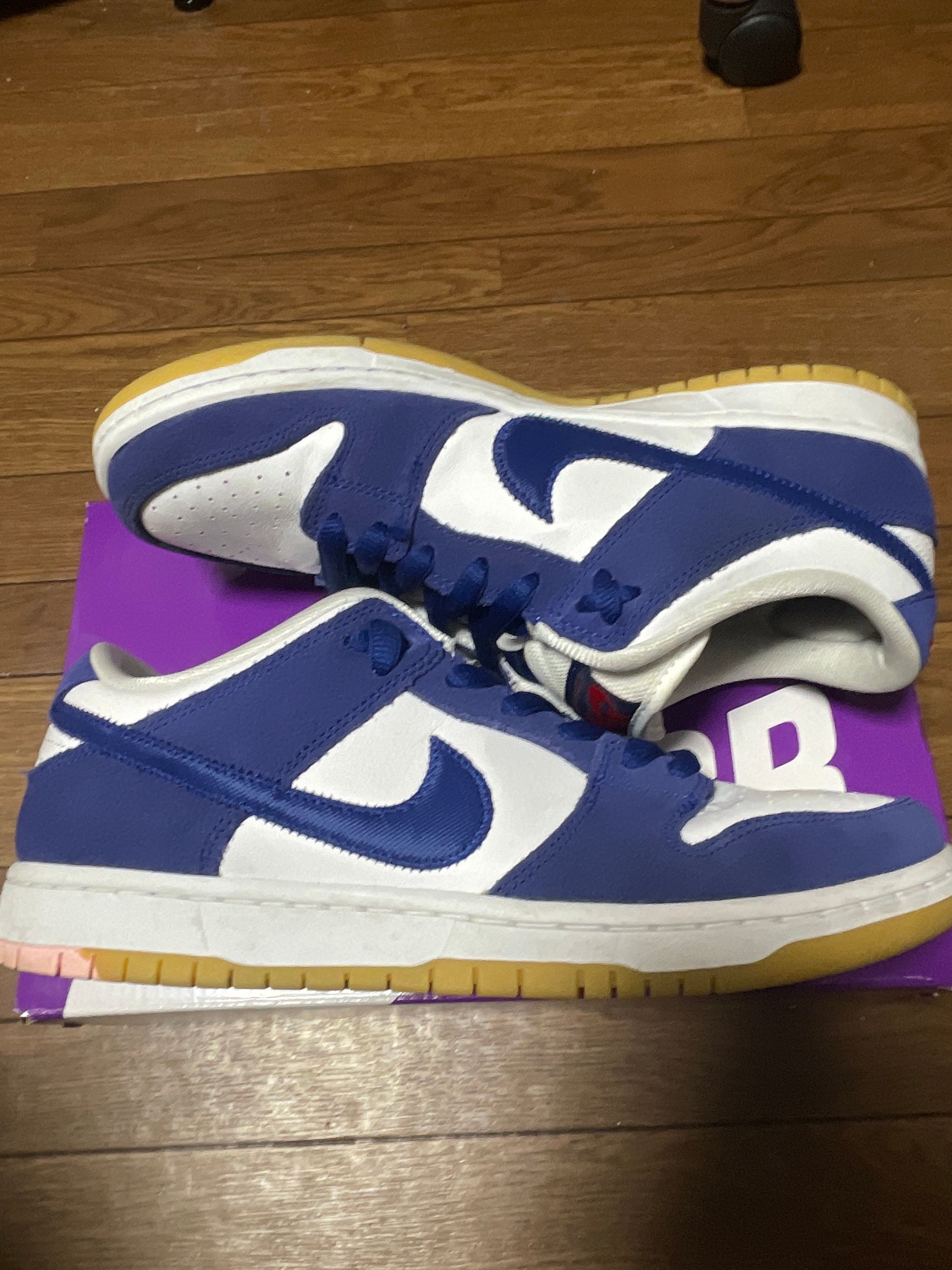 Nike SB Dunk Low "Los Angeles Dodgers/Deep Royal Blue"