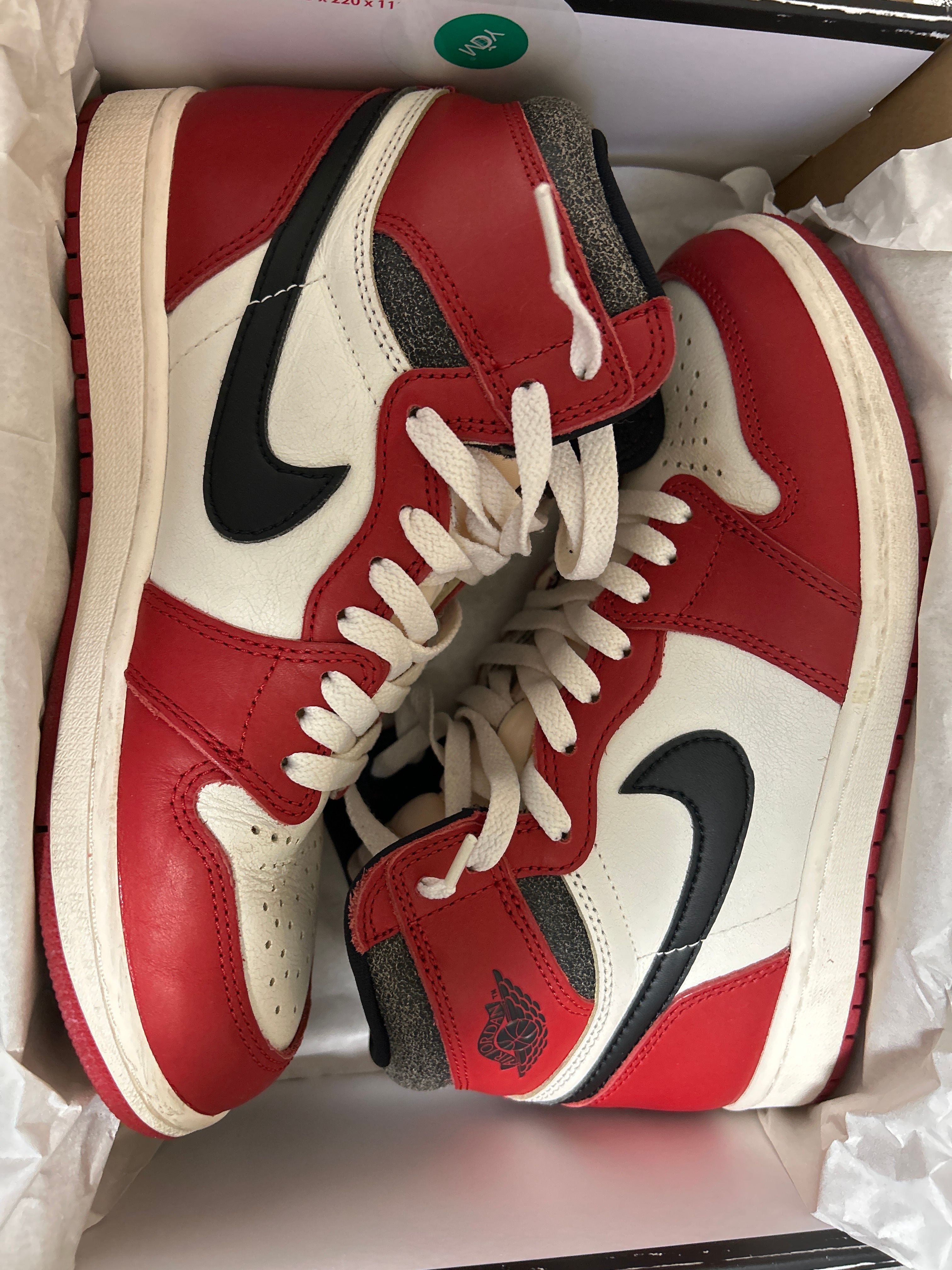 Nike Air Jordan 1 High OG "Lost & Found/Chicago"
