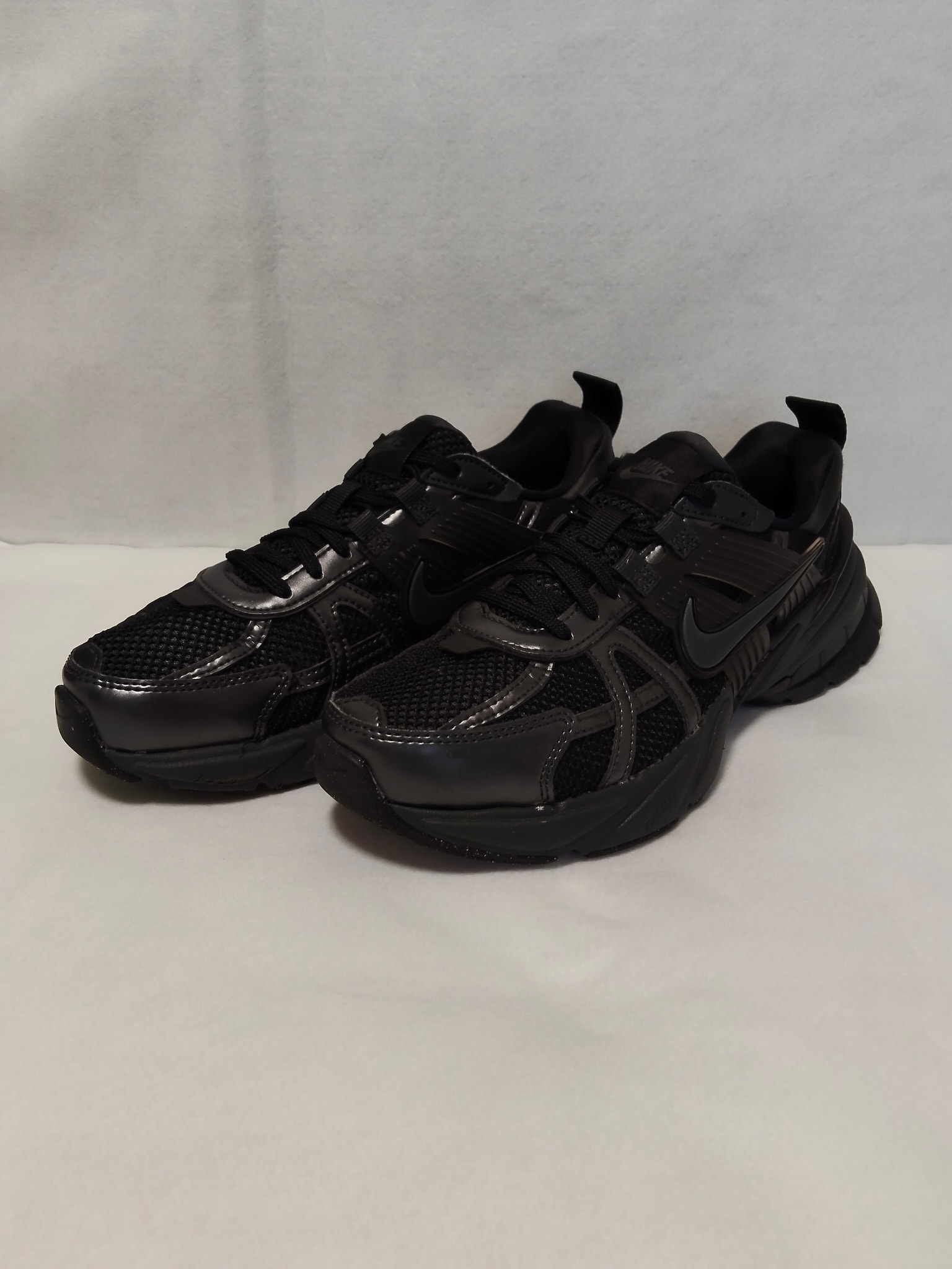 Nike Women's V2K Run "Black and Anthracite"