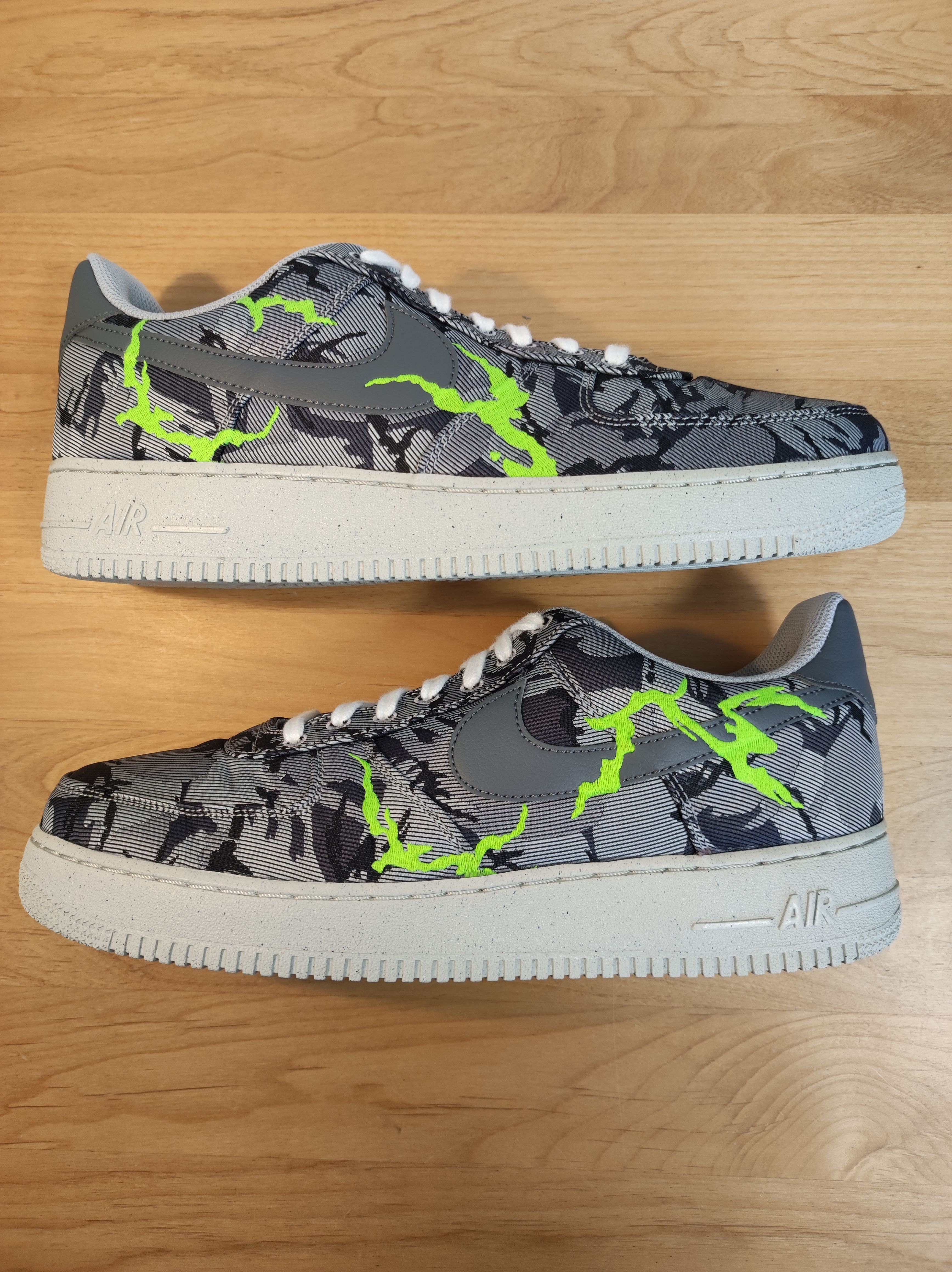 Nike Air Force 1 Low '07 LX "Light Smoke Grey/Smoke Grey"