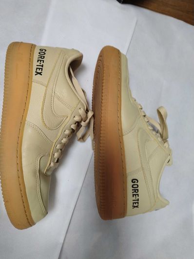 Nike Air Force 1 Low Gore-Tex "Team Gold"