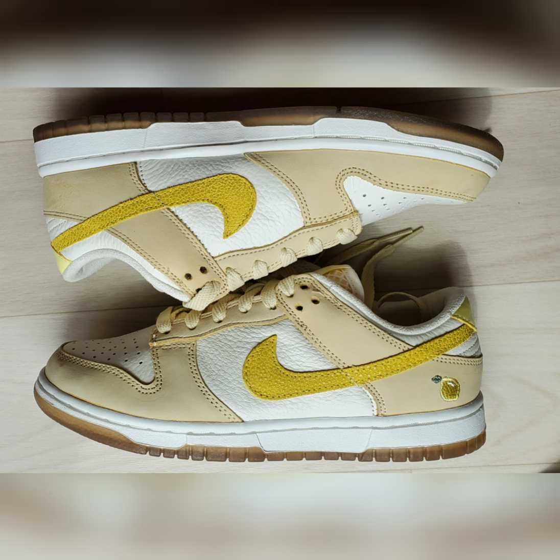 NIKE Women's DUNK LOW "LEMON DROP"