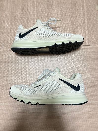 Stussy × Nike Air Max 2013 "Fossil"