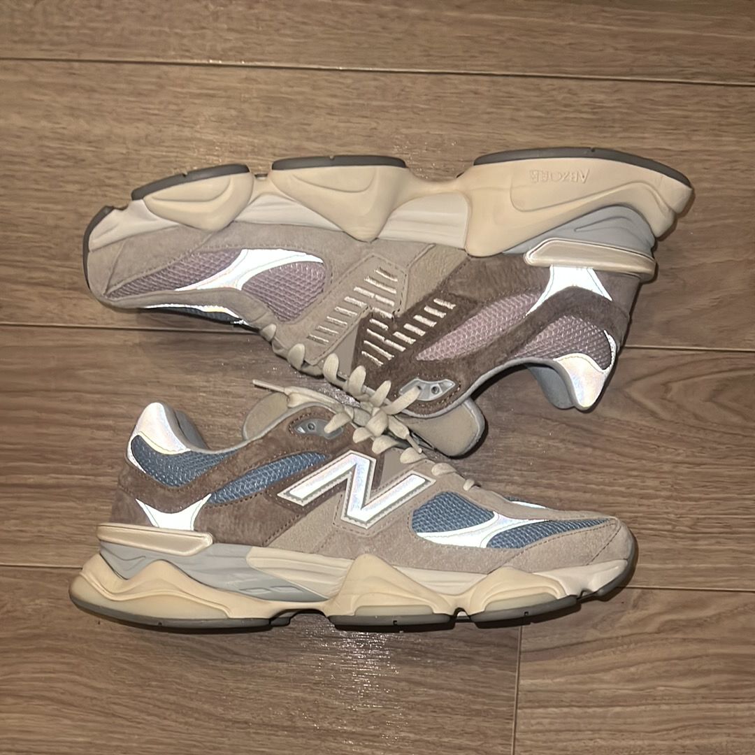 New Balance 9060 "Sea Salt/Blue"