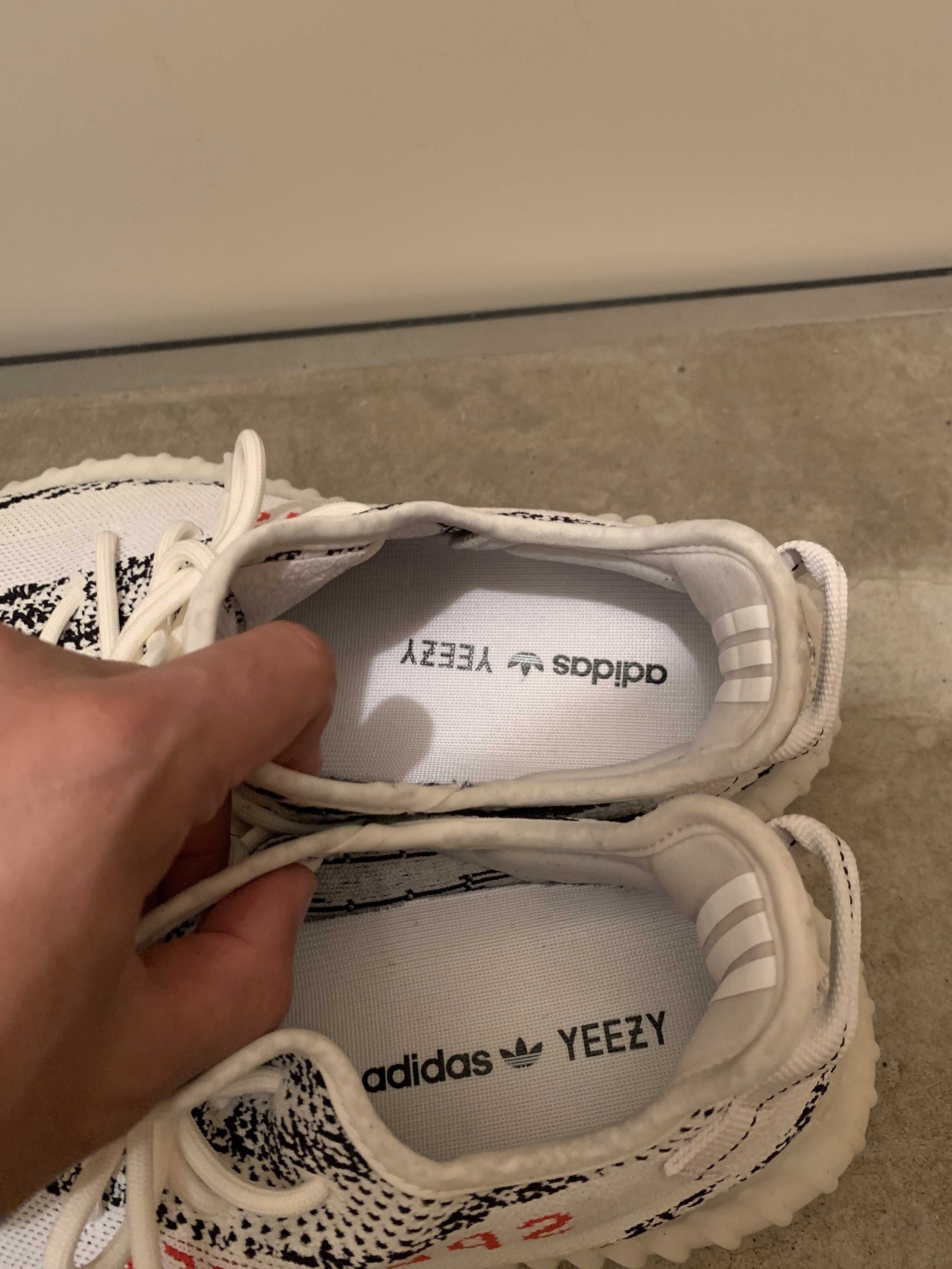 adidas YEEZY Boost 350 V2 "Zebra"