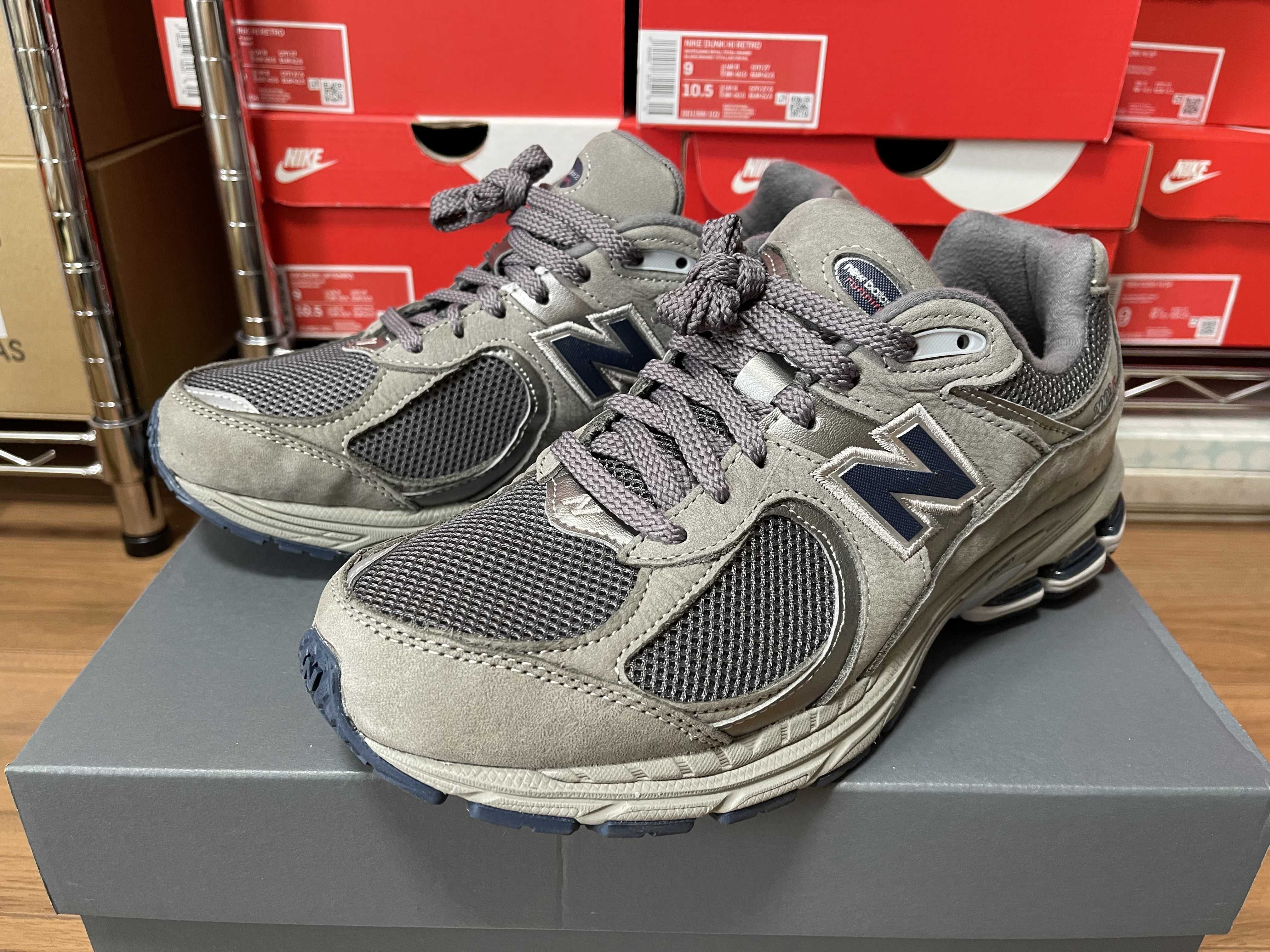 New Balance 2002R "Gray"