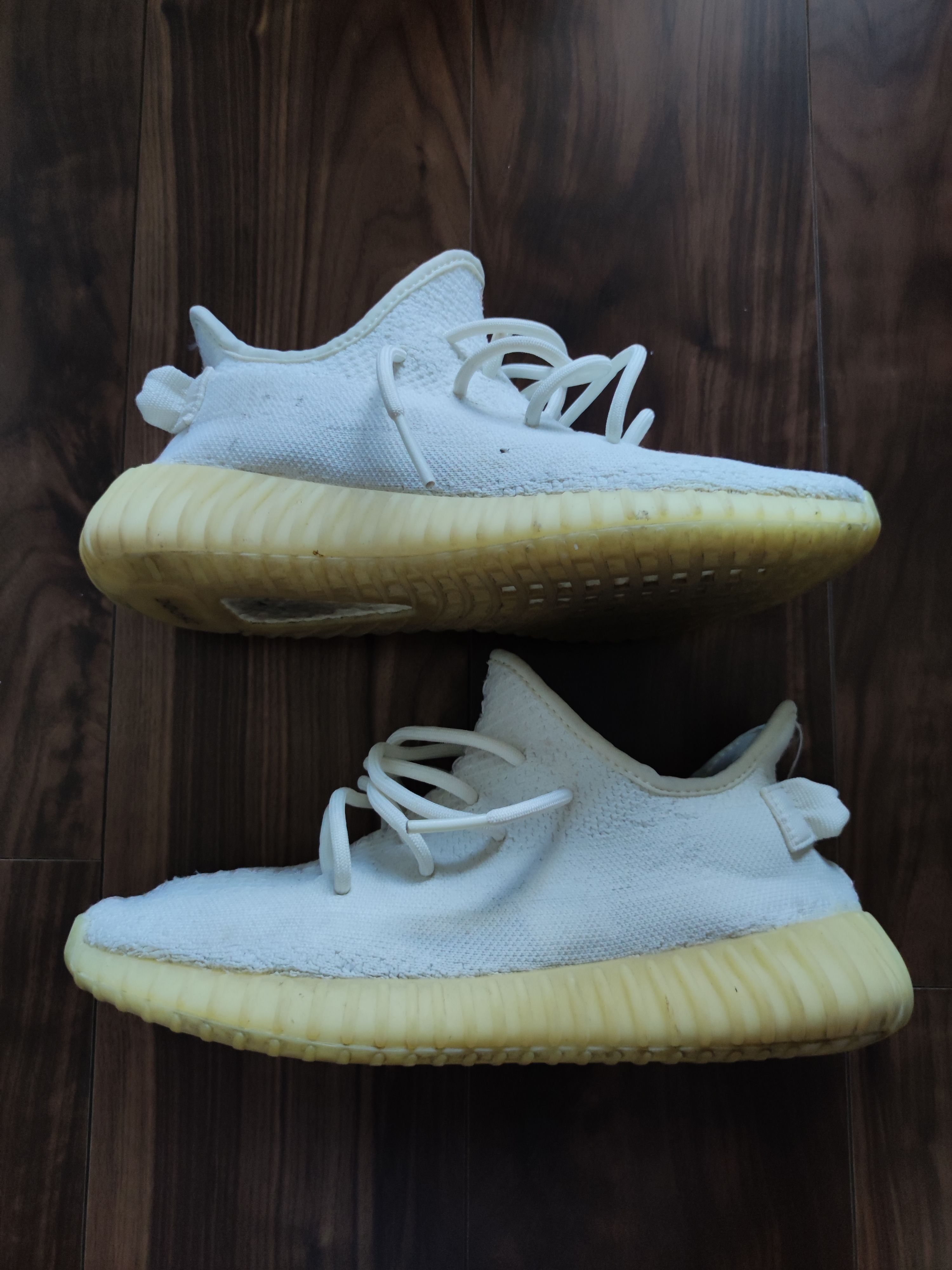 adidas YEEZY Boost 350 V2 "Cream White"
