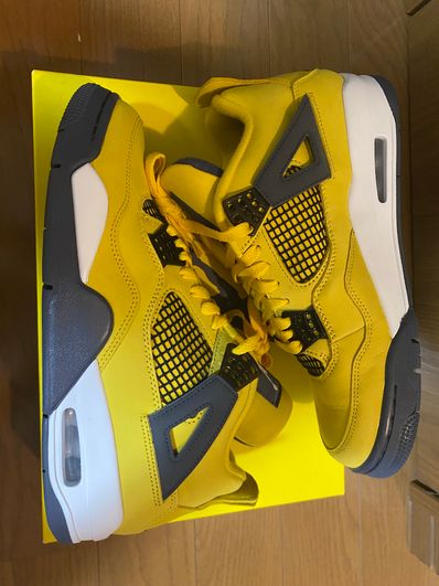 Nike Air Jordan 4 "Tour Yellow"