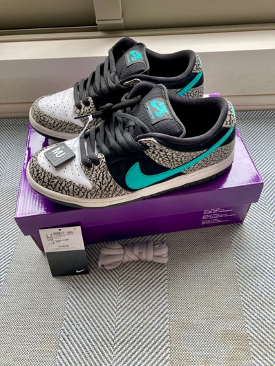 Nike SB Dunk Low "Elephant/Safari"