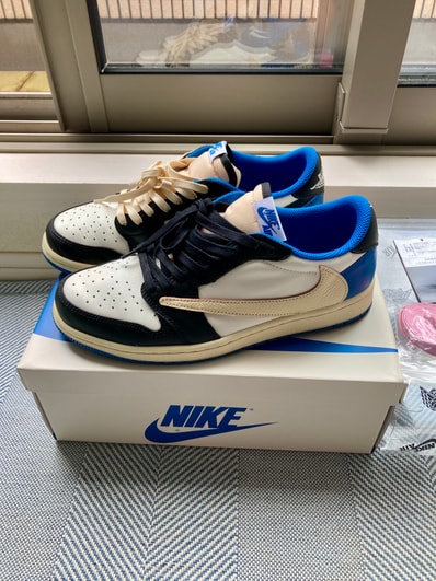 Travis Scott × fragment design × Nike Air Jordan 1 Low OG SP "Military Blue"