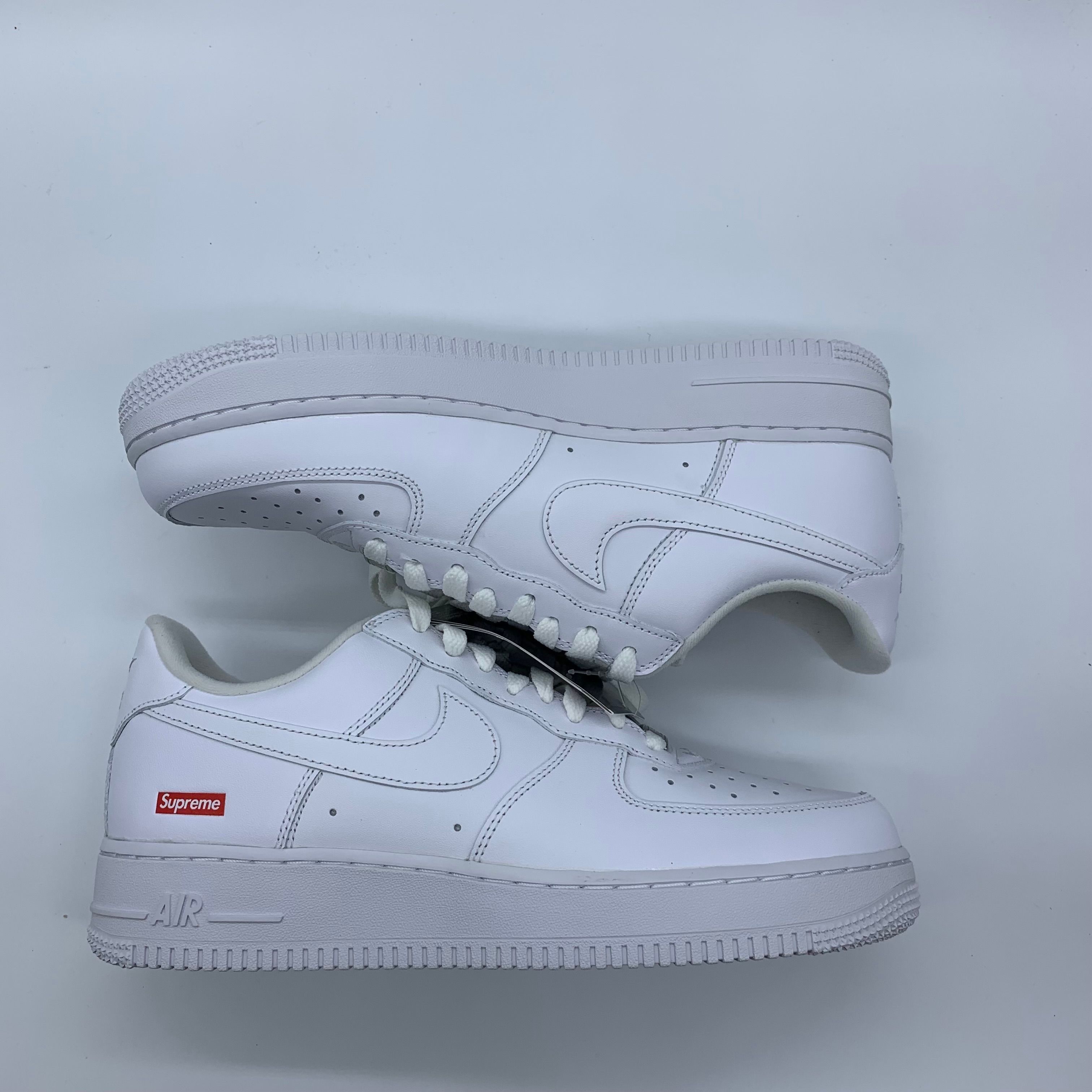 Supreme × Nike Air Force 1 Low "White"