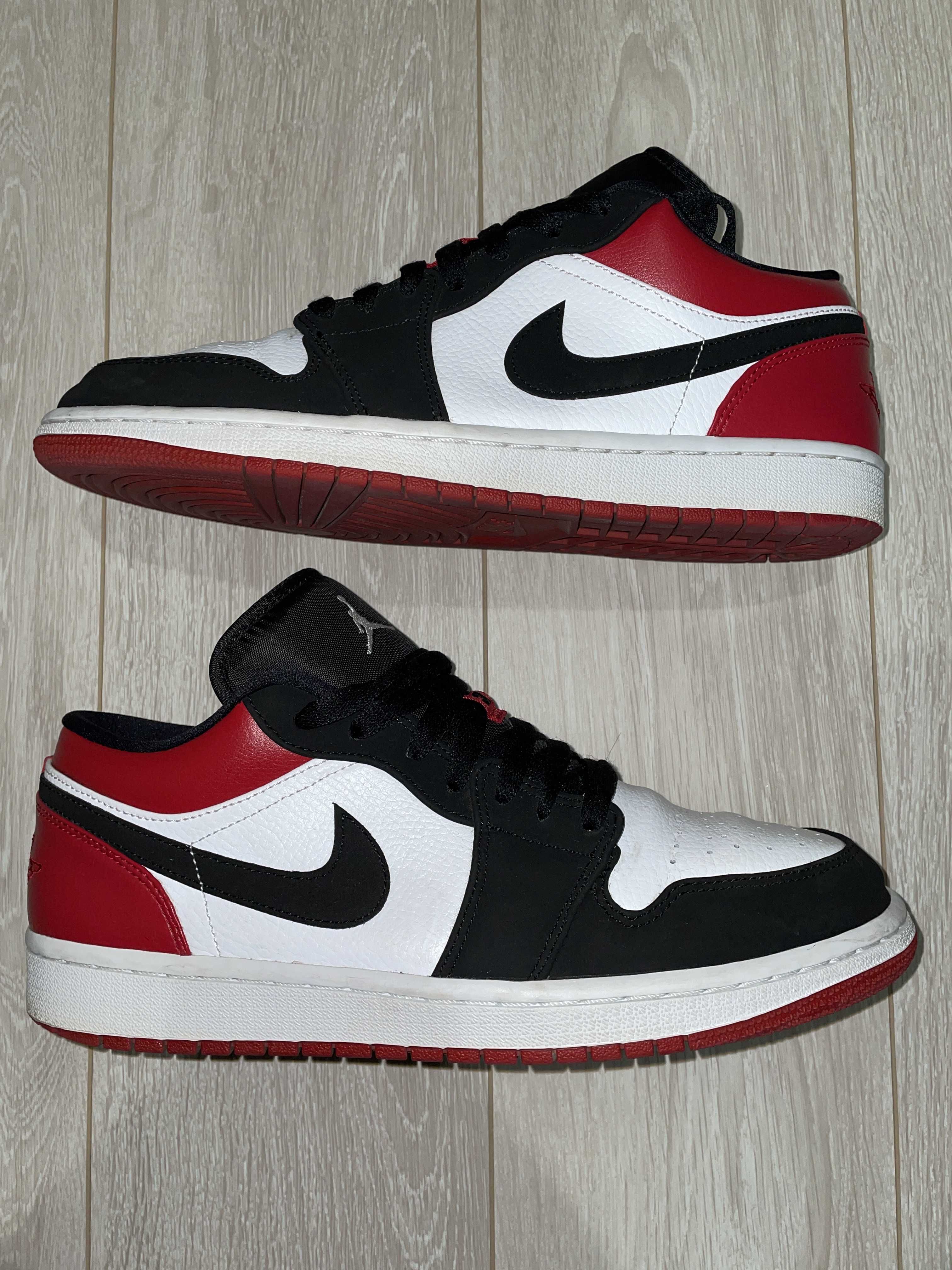 Nike Air Jordan 1 Low "Black Toe"