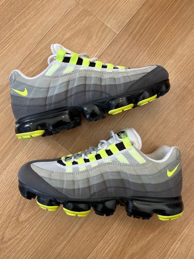 Nike Air Vapormax 95 "Neon"