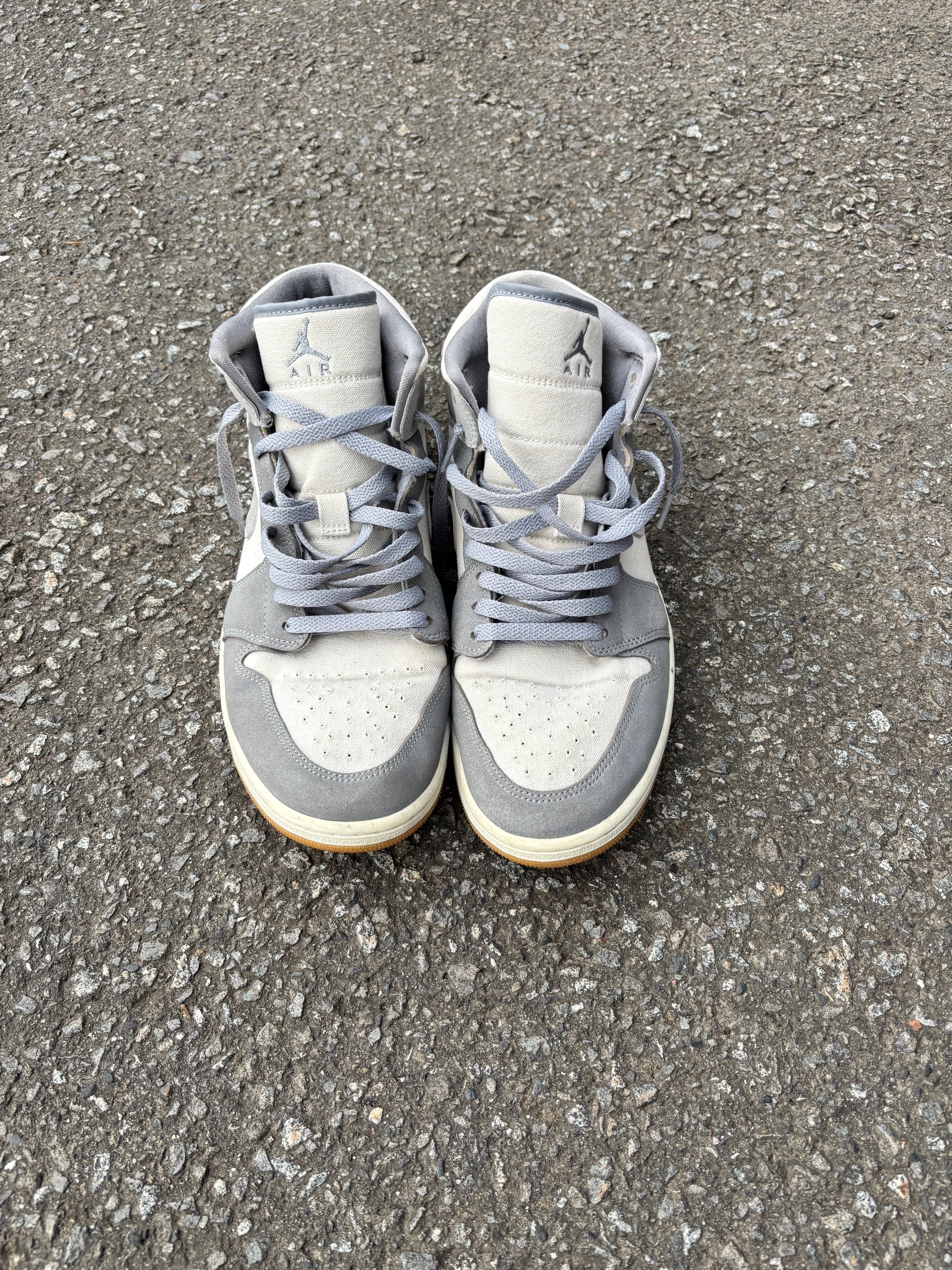 Nike Air Jordan 1 Mid SE "Coconut Milk/Particle Grey"