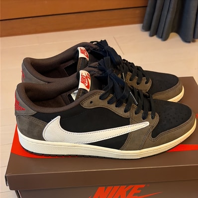 Travis Scott × Nike Air Jordan 1 Low OG SP-T "Black/Dark Mocha"