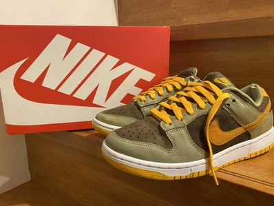 Nike Dunk Low SE "Dusty Olive"