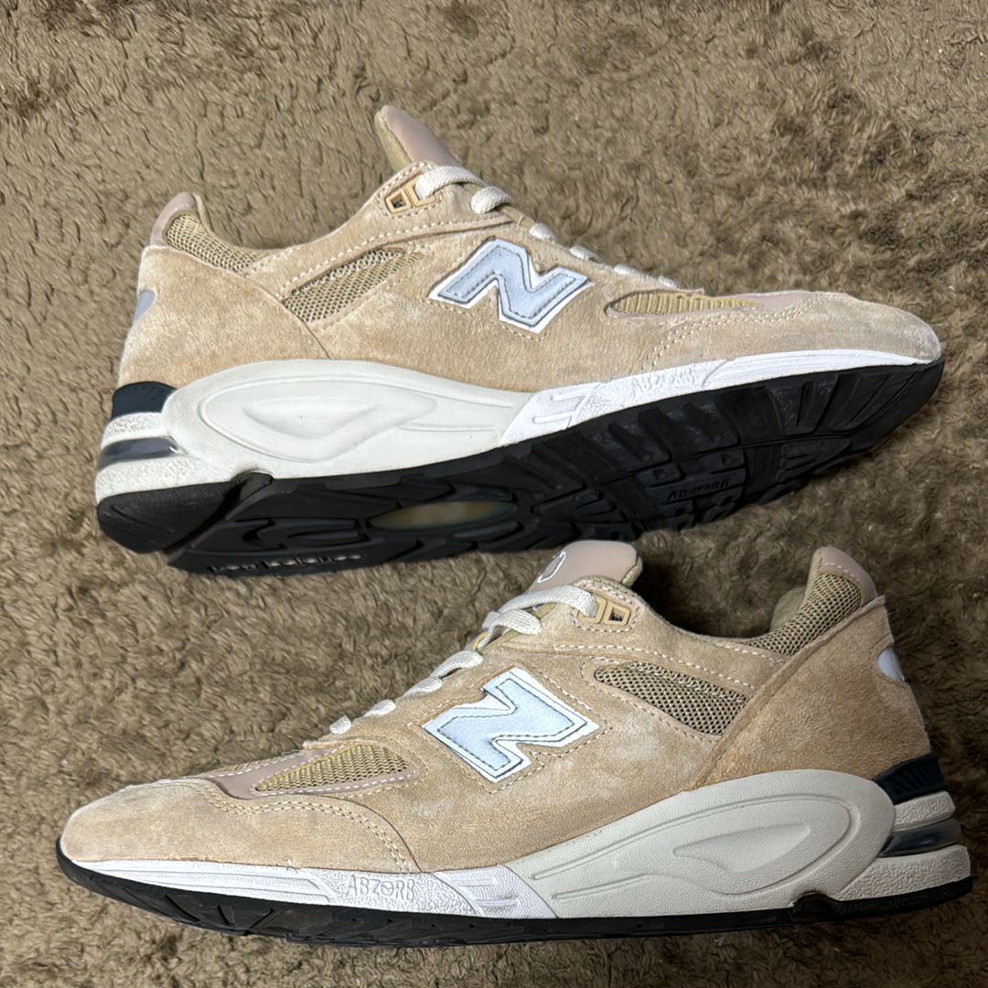 KITH × New Balance 990V2 "Tan"