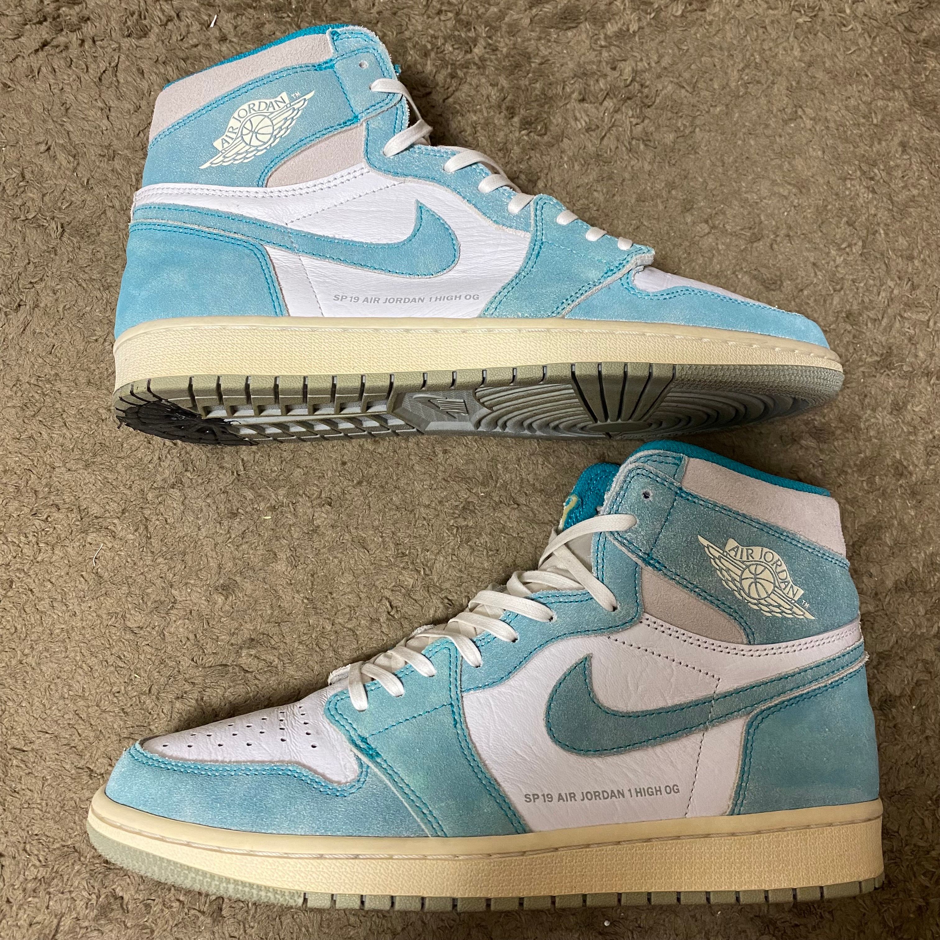 Nike Air Jordan 1 Retro High OG "Turbo Green"