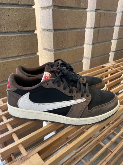 Travis Scott × Nike Air Jordan 1 Low OG SP-T "Black/Dark Mocha"