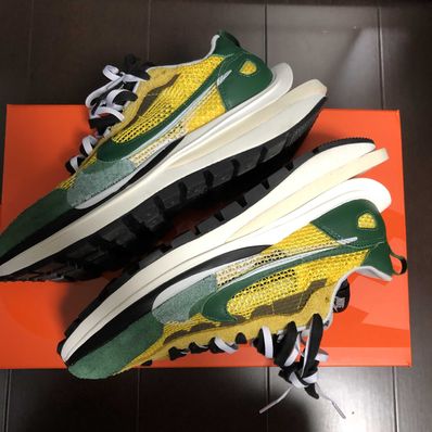 sacai × Nike Vapor Waffle "Tour Yellow/Stadium Green-Sail"