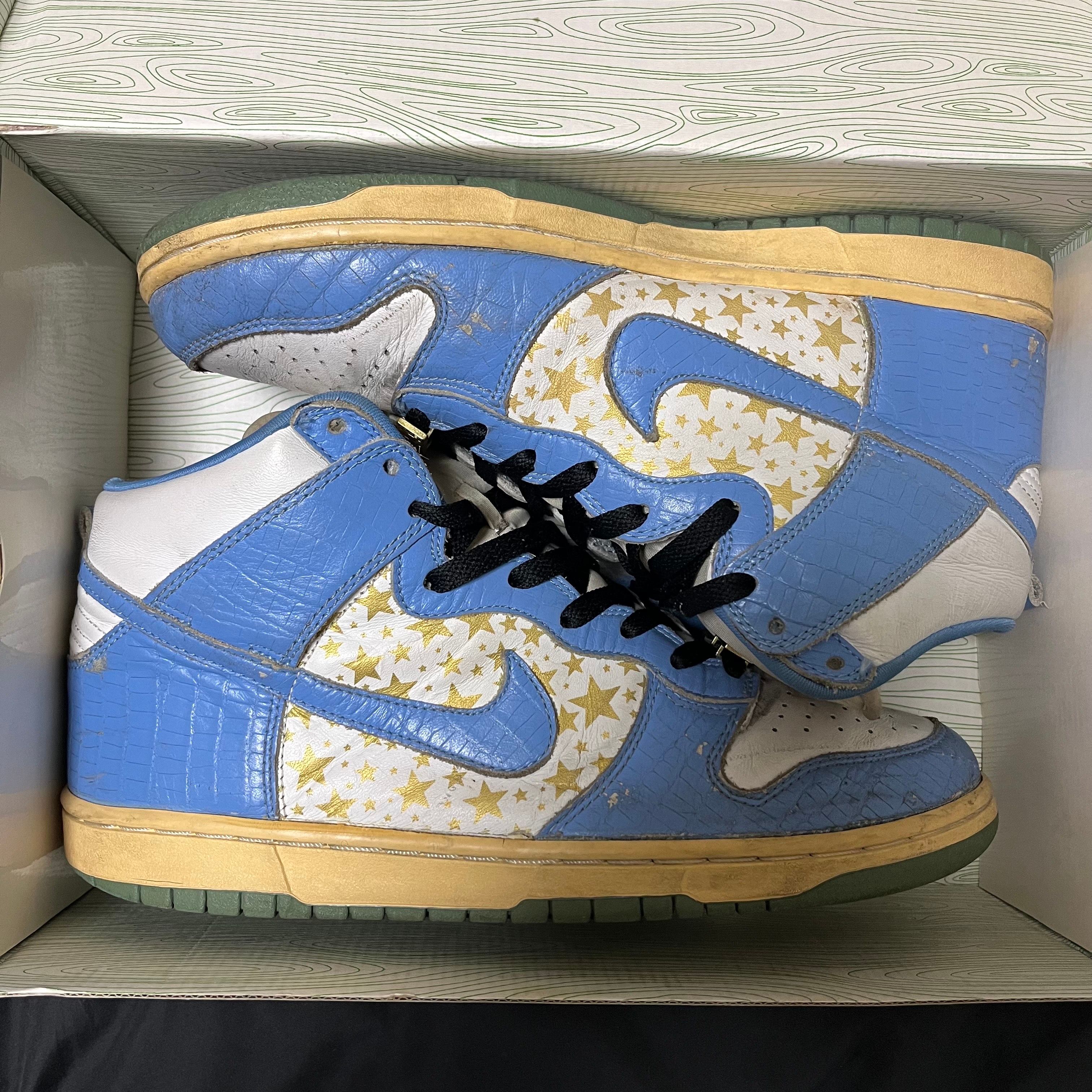 Supreme × Nike SB Dunk High "Blue Stars"