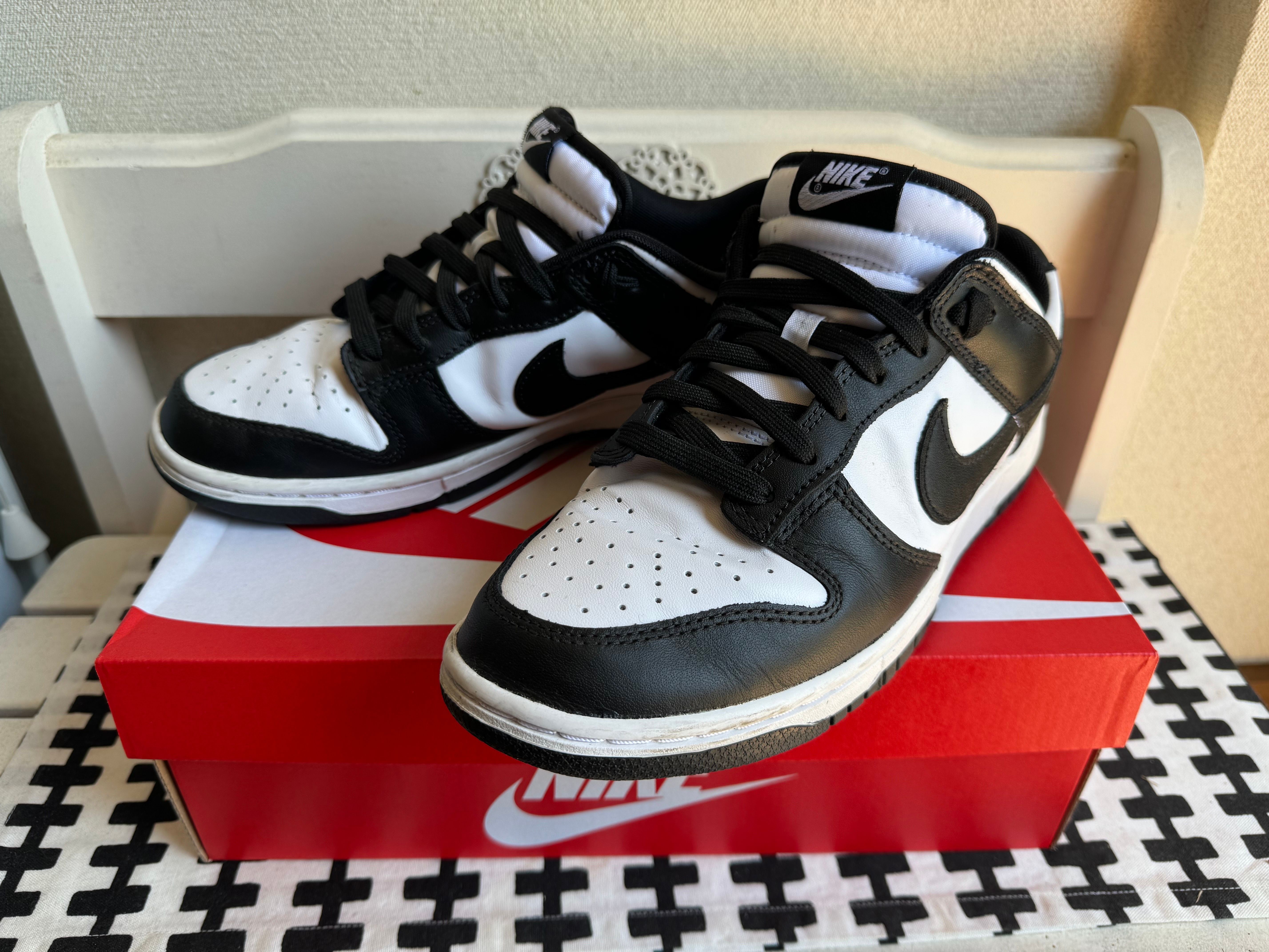 Nike Dunk Low Retro "Panda/White/Black"