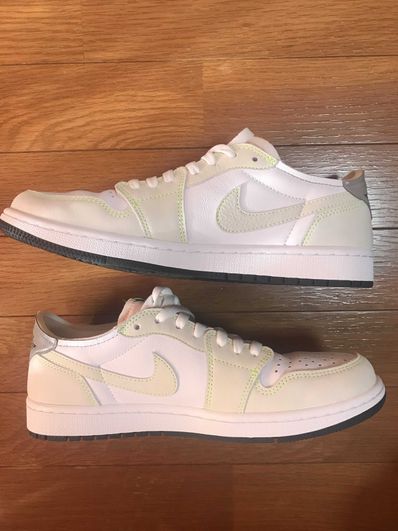 Nike Air Jordan 1 Low OG "Ghost Green"