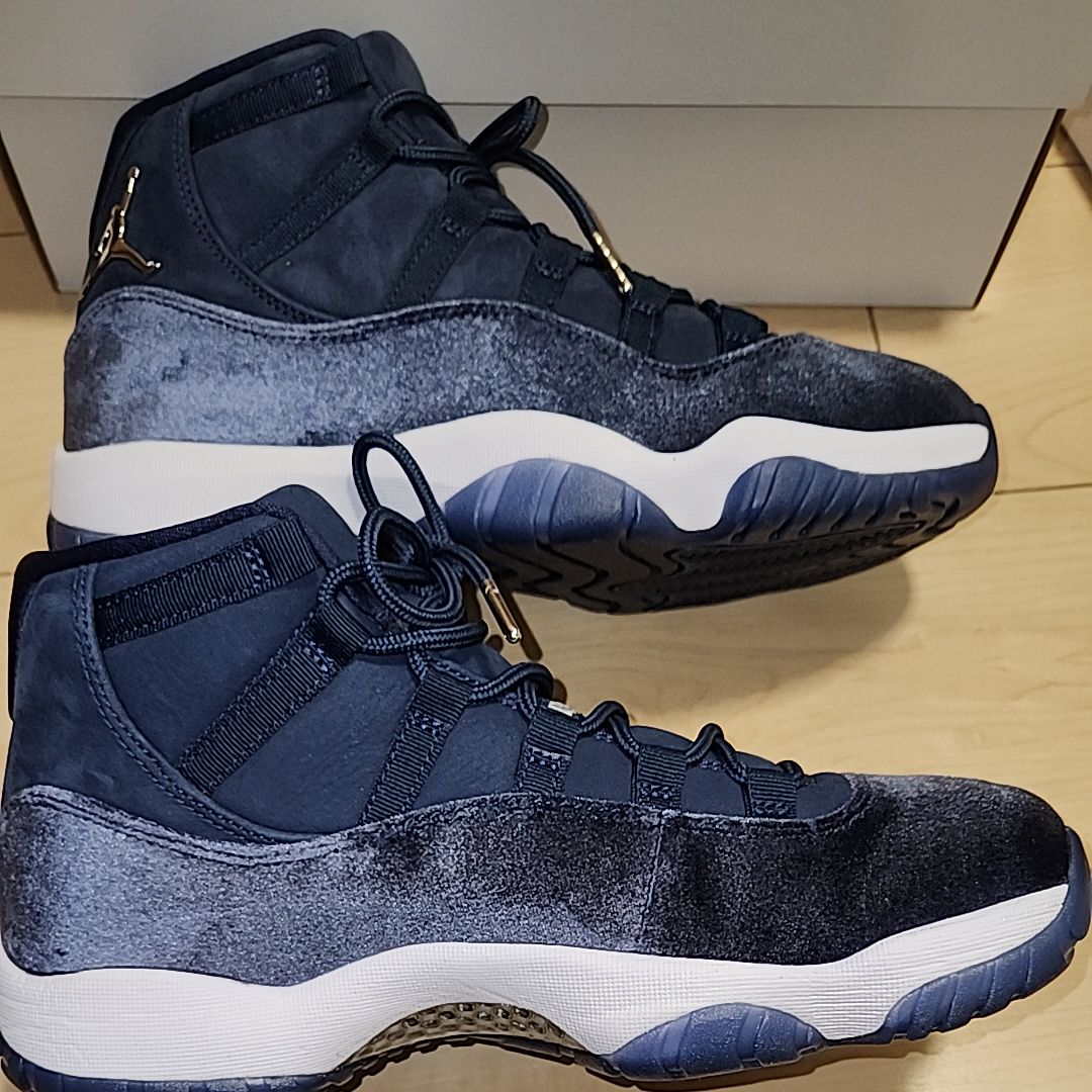 Nike Women's Air Jordan 11 "Midnight Navy"