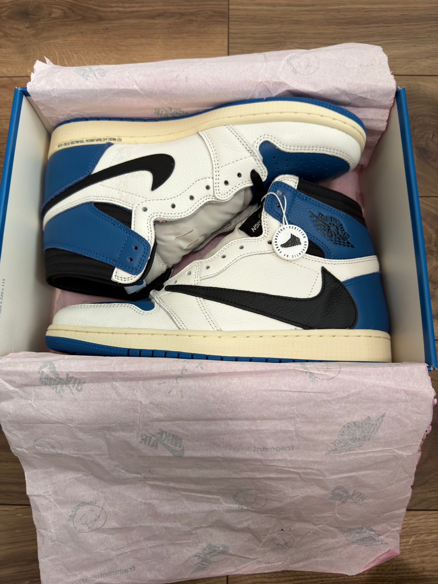Travis Scott × fragment design × Nike Air Jordan 1 Retro High OG SP "Military Blue"