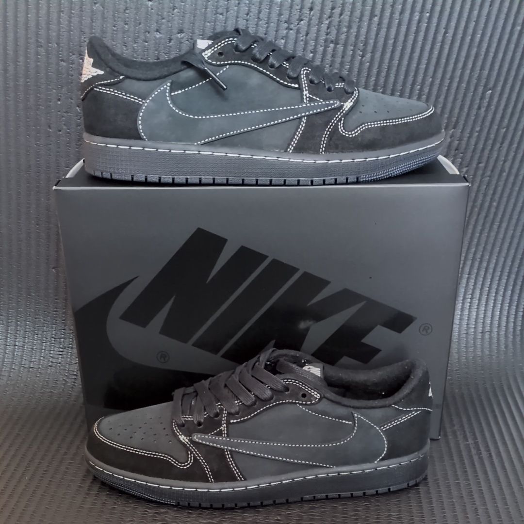 Travis Scott × Nike Air Jordan 1 Low OG SP "Black Phantom"