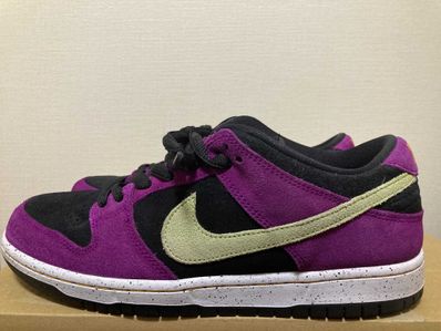 Nike SB Dunk Low "Red Plum"