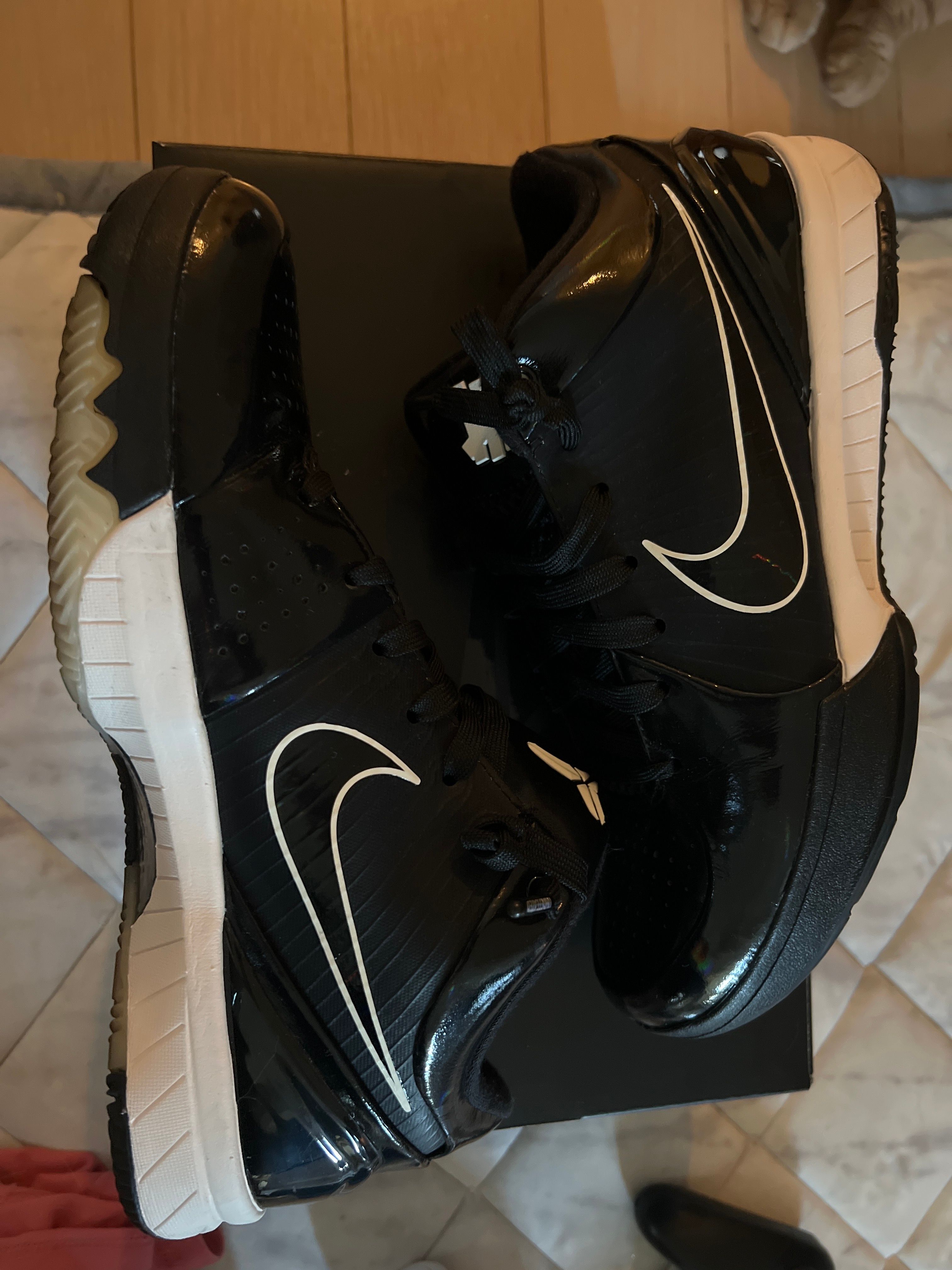 UNDEFEATED × Nike Kobe 4 Protro "Black Mamba"