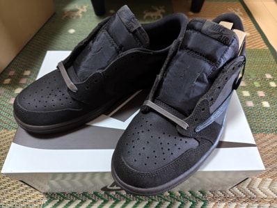 Travis Scott × Nike Air Jordan 1 Low OG SP "Velvet Brown and Dark Mocha"