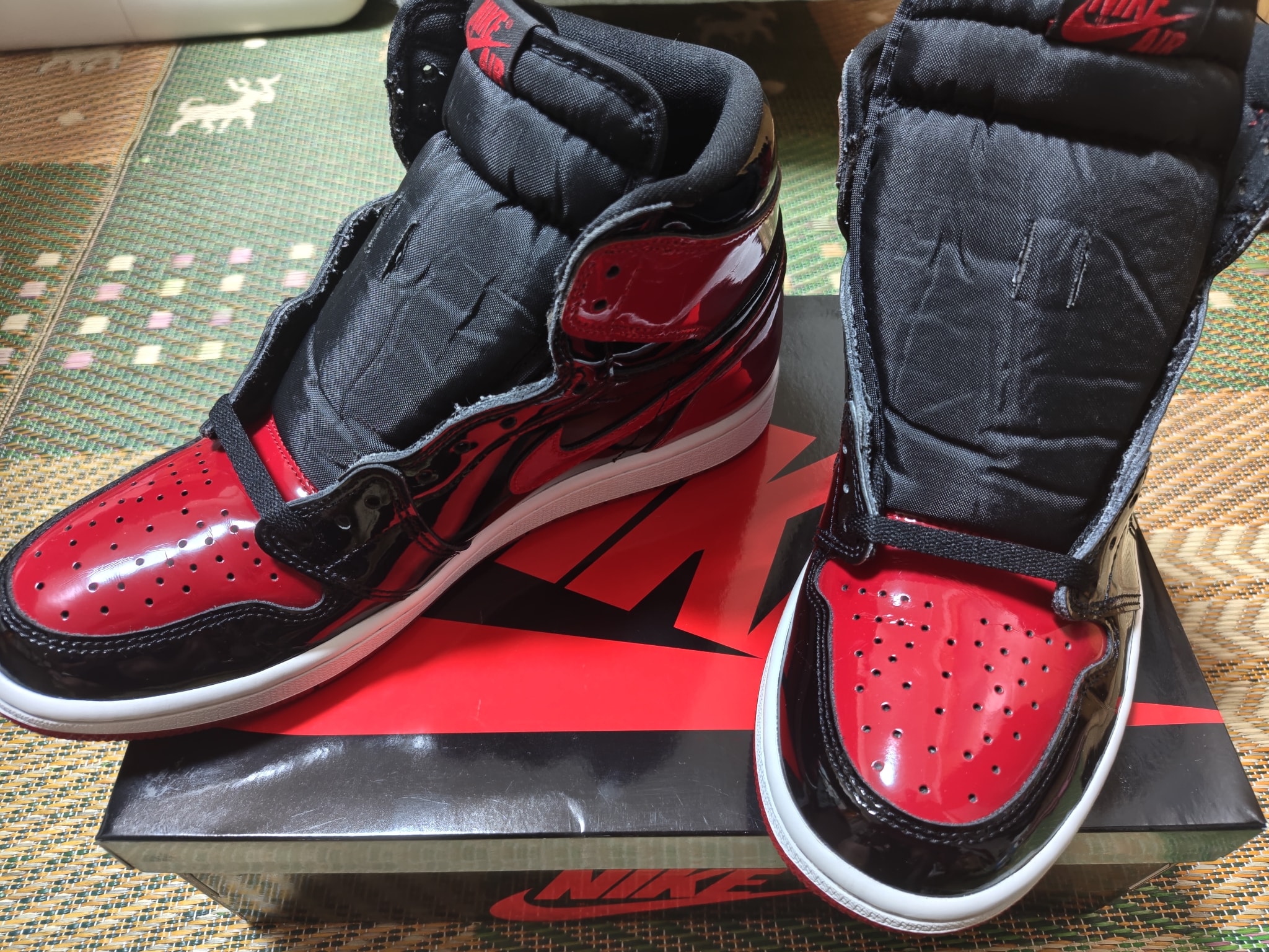 Nike Air Jordan 1 High OG "Patent Bred"