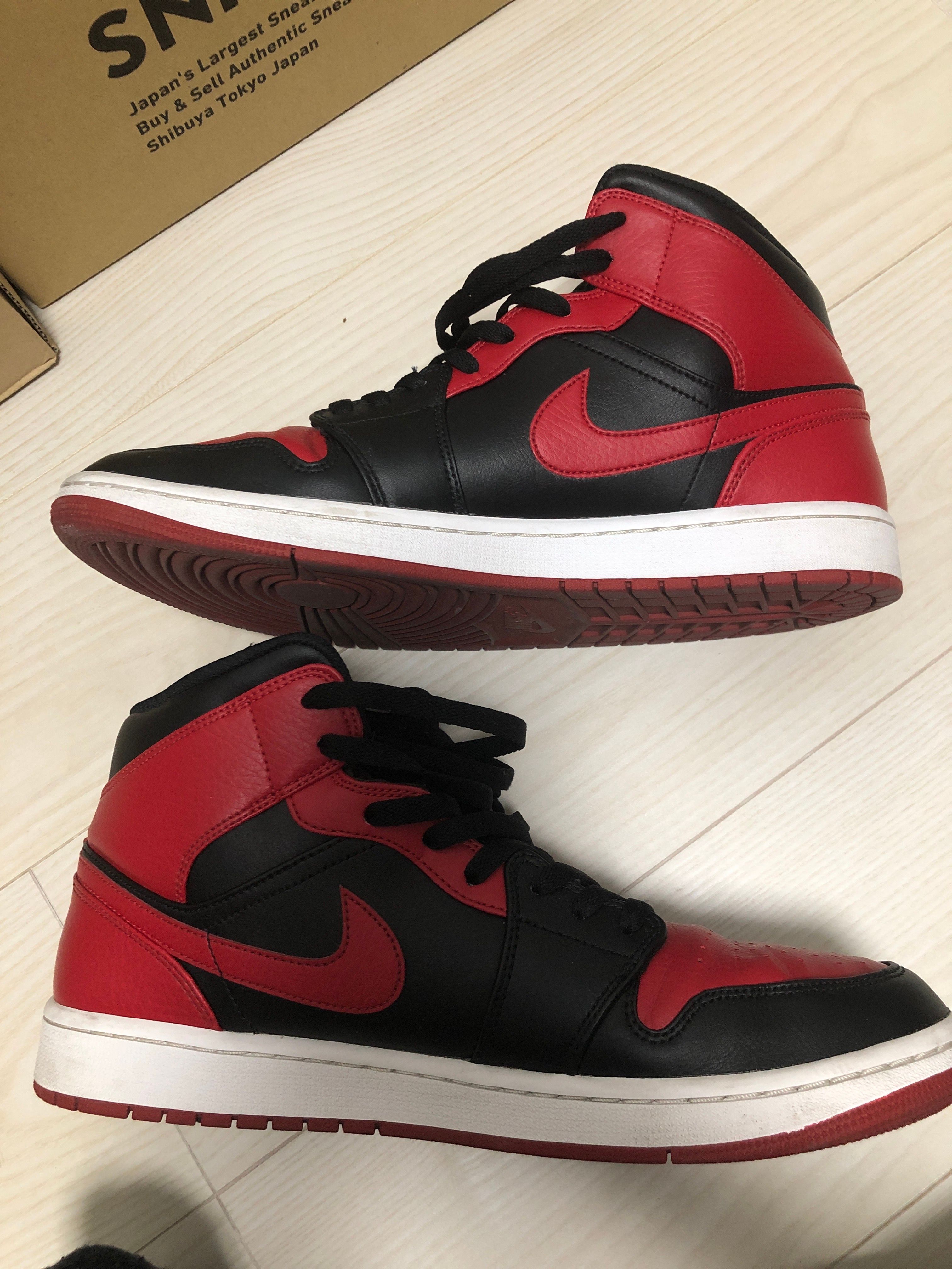 Nike Air Jordan 1 Mid "Bred"