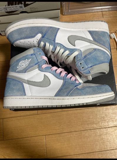 Nike Air Jordan 1 High OG "Hyper Royal"